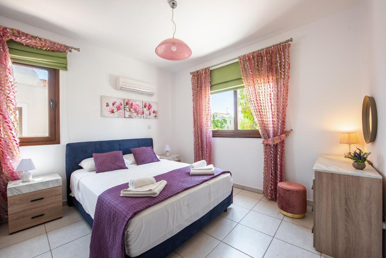 Sea Front Oceanus H3 By Ezoria Villas Ajía Nápa Eksteriør bilde